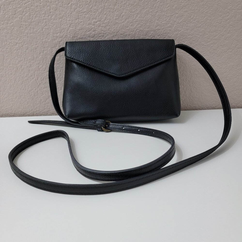 Universal Thread Black Faux Leather Crossbody Bag